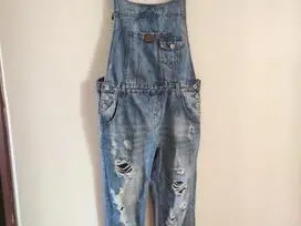 Džinsinis kombinezonas