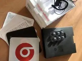 Powerbeats 3 ausinės