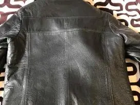 Vyriška odinė striukė (avikailis)