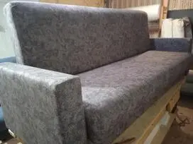 NAUJOS sofos iš dirbtuvių