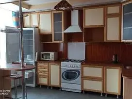 3 Kambarių, 107 m², Centras