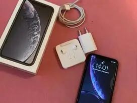"iPhone XR" 128GB juodas