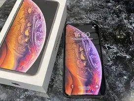 iPhone XS 64GB Gold