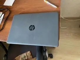 Skubiai parduodu nešiojamąjį kompiuterį HP 15s-eq2069ur