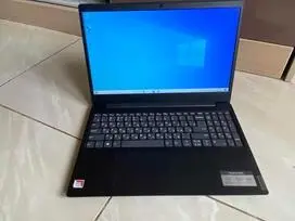 Skubiai parduodu nešiojamąjį kompiuterį