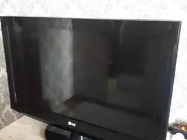 LG TV 32 coliai