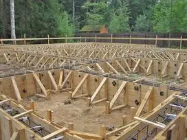 Pamatai, rostverkas, perdangos; trinkelės ir bordiūrai