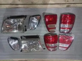 Toyota Land Cruiser  komplektas  priekinių, galinių žibintų - 9