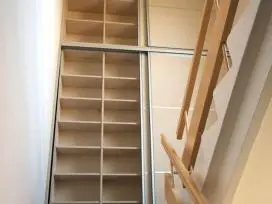 Stumdomų durų gamyba, spintos slankiojančiomis durimis, pertvaros, drabužinės, baldų gamyba