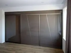 Stumdomų durų gamyba, spintos slankiojančiomis durimis, pertvaros, drabužinės, baldų gamyba - 7