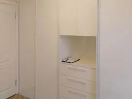 Stumdomų durų gamyba, spintos slankiojančiomis durimis, pertvaros, drabužinės, baldų gamyba - 16