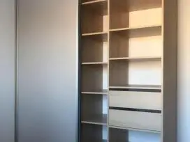 Stumdomų durų gamyba, spintos slankiojančiomis durimis, pertvaros, drabužinės, baldų gamyba - 25