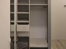 Stumdomų durų gamyba, spintos slankiojančiomis durimis, pertvaros, drabužinės, baldų gamyba - 27