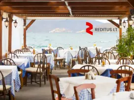 Viešbučio ir restorano darbuotojai – darbas Maltoje (1930)